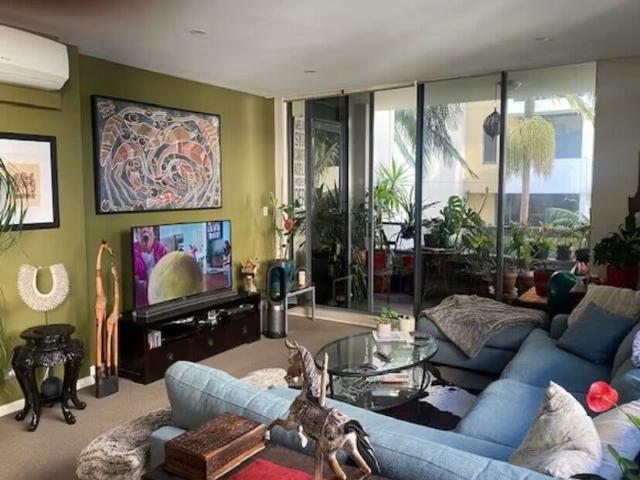 Room for rent in Crown Square, Sydney