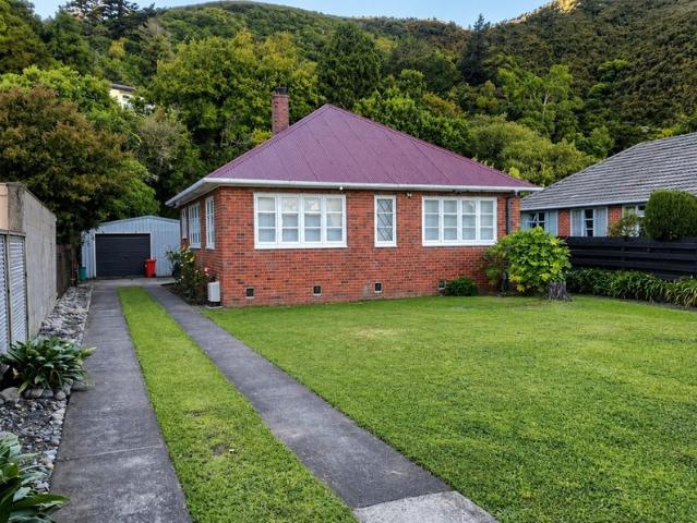 House for rent in Days Bay, Wellington