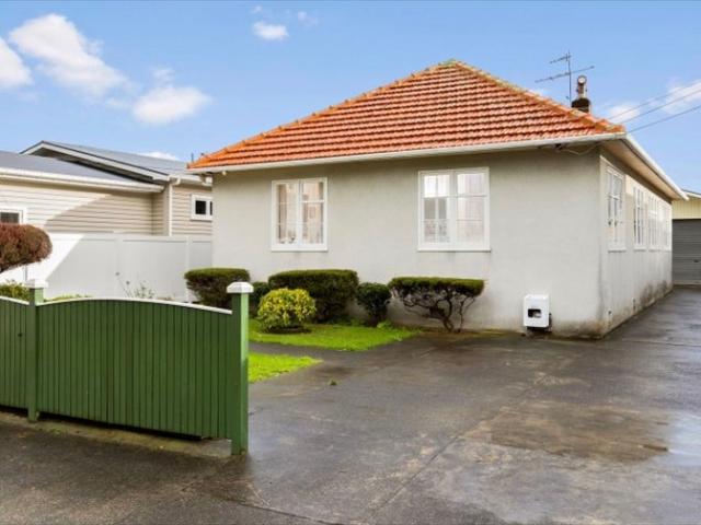 House for rent in Days Bay, Wellington