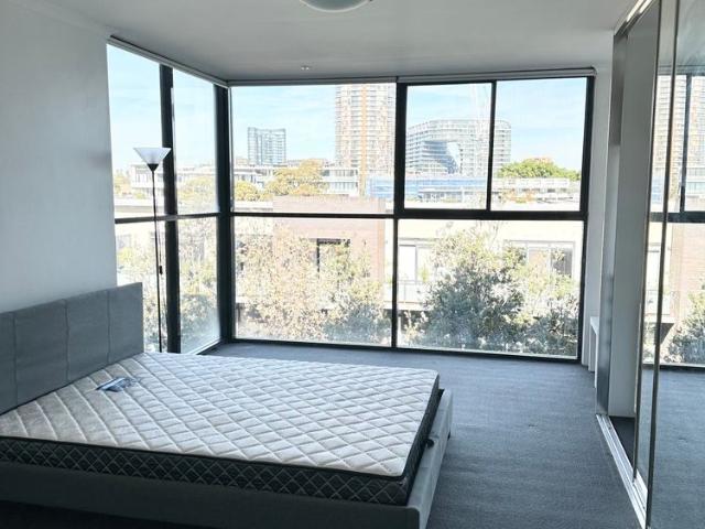 Apartment for rent in Sydney, Heffron