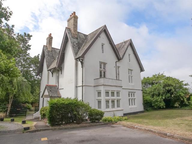 Apartment for rent in Berrick Salome, Oxfordshire