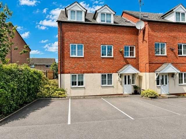 Apartment for rent in Brackenfield, East Midlands