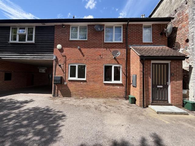 Apartment for rent in Priest Down, Hampshire