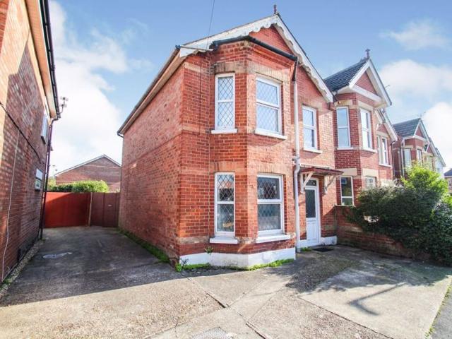 Apartment for rent in Winton, Bournemouth