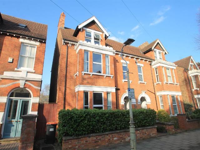 House for rent in Castle, Bedford