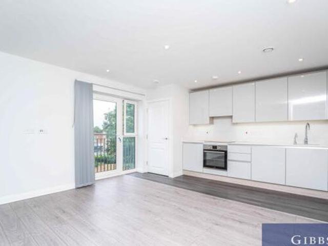 House for rent in Uxbridge, Greater London