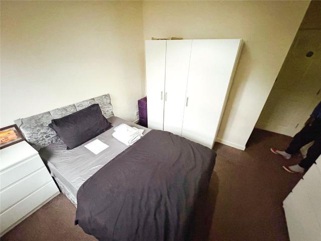 Room for rent in West Midlands