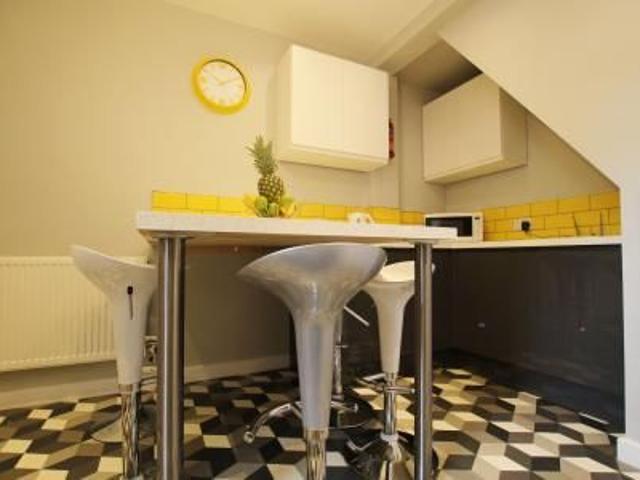 House for rent in Beamhurst, Staffordshire