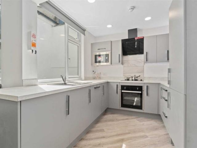 Room for rent in Greenbank, Plymouth