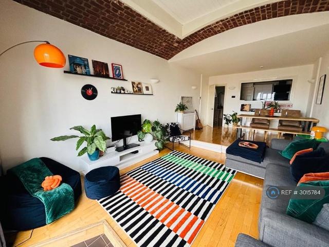 Apartment for rent in Calderstones
