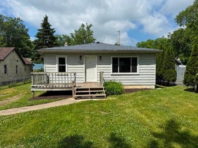 House for sale in Waterford, Michigan