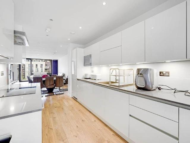 Apartment for rent in Stratford Marsh, Greater London