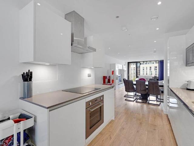 Apartment for rent in Stratford Marsh, Greater London
