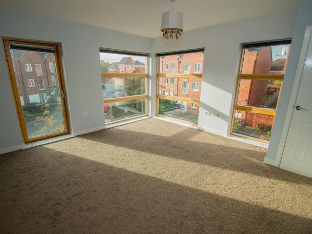 Apartment for rent in Hyson Green, Haddon