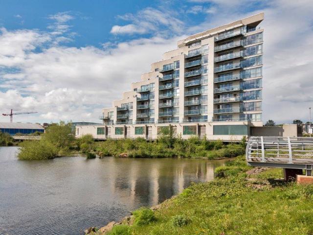 Apartment for rent in Cardiff International Sports Village, Cardiff