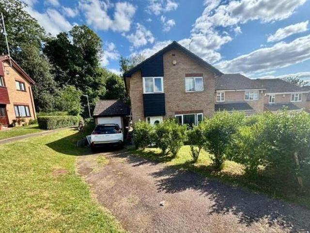 House for sale in Northampton, Northamptonshire