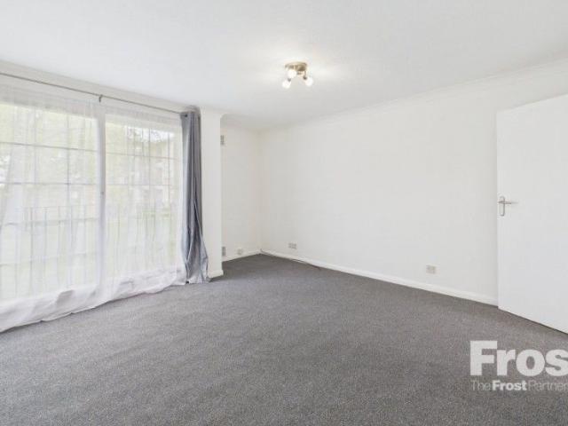 House for rent in Birch Green, Lower Halliford