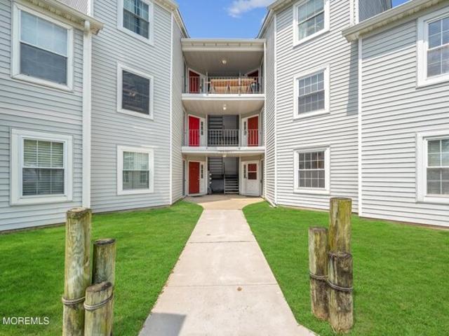 Condo for sale in Toms River