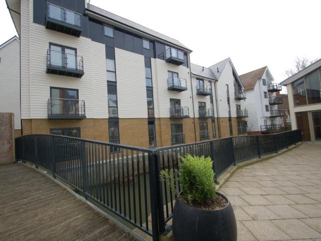 Apartment for rent in St. Mildred's, The Bridge