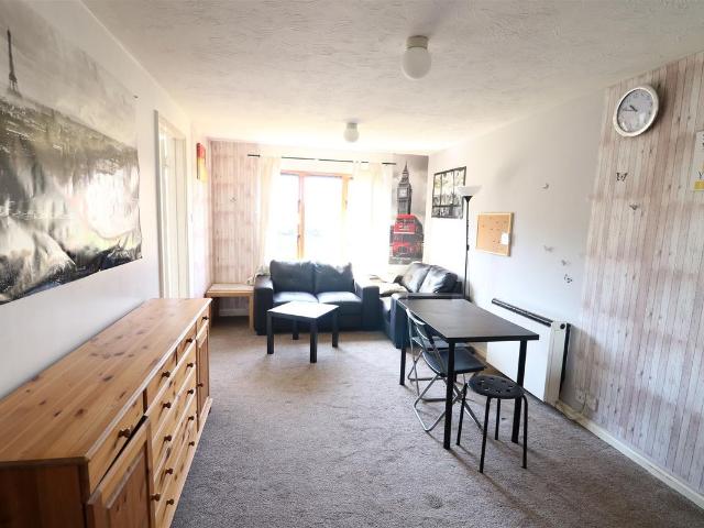 Apartment for rent in Becontree, Greater London