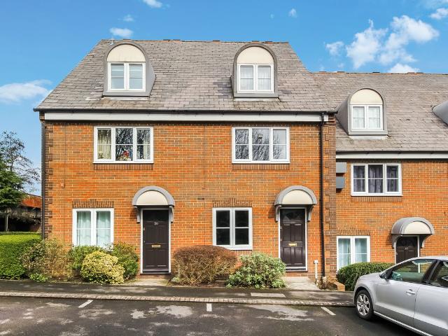 Apartment for rent in Bolton Low Houses, Hampshire