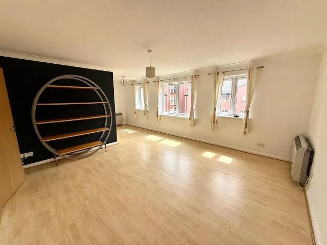 Apartment for rent in Watergate, Devon