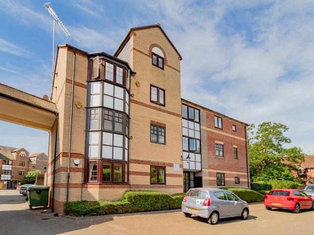 Apartment for rent in Reading