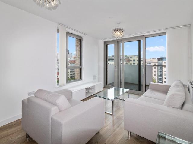 Apartment for rent in Silvertown, Greater London