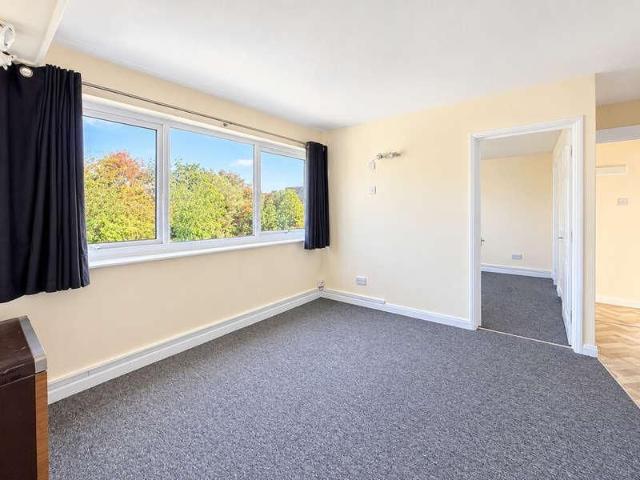 Apartment for rent in Hollybank, New Forest