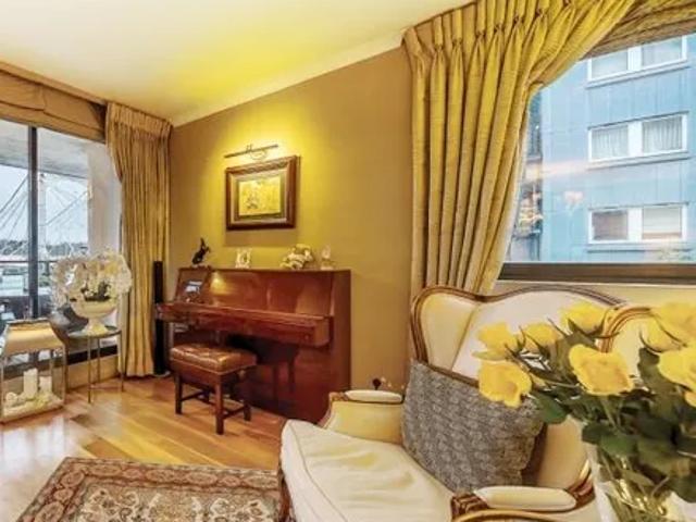 Apartment for rent in Battersea, Greater London