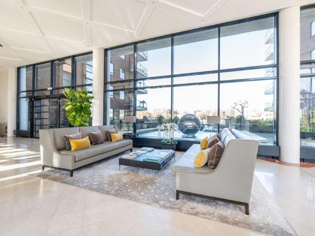 Apartment for rent in Battersea, Greater London