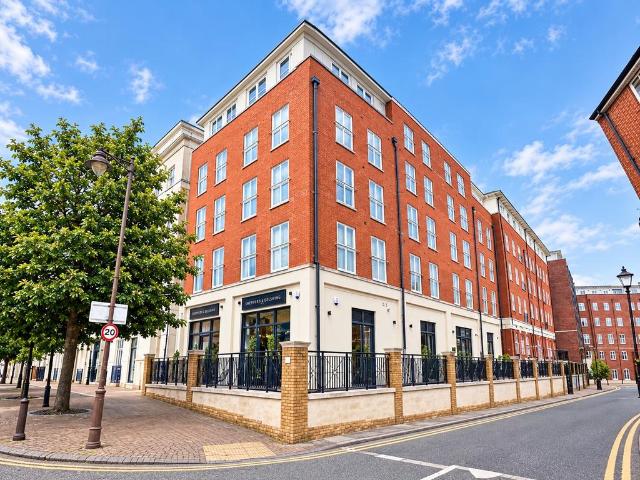 Apartment for rent in Dickens Heath, Solihull