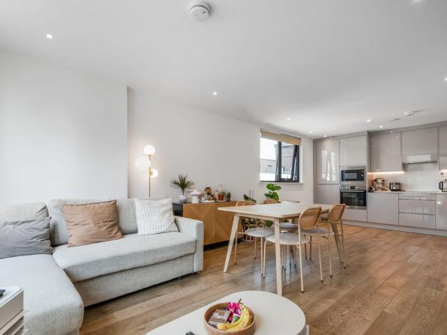 Apartment for rent in Hale Village, Tottenham Hale