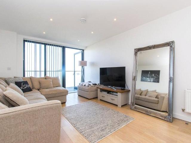 Apartment for rent in Hale Village, Tottenham Hale