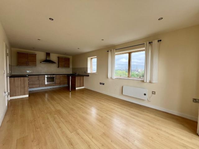 Apartment for rent in Belle Isle, West Yorkshire