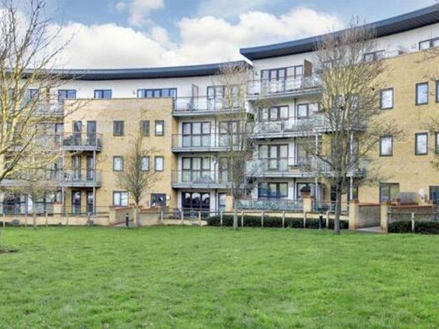 House for sale in Greenhithe, Dartford