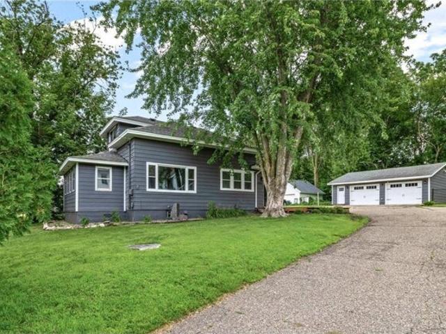 House for sale in Long Lake