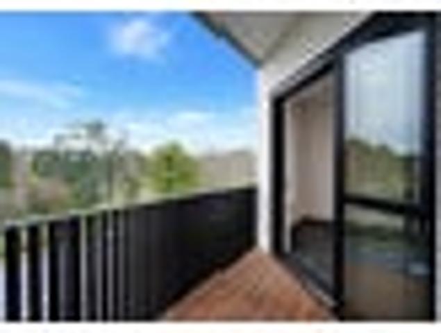 Apartment for rent in Kōkihi Apartments, Albert-Eden