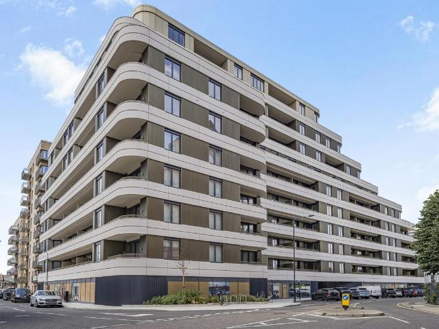 Apartment for rent in Sands End, Greater London