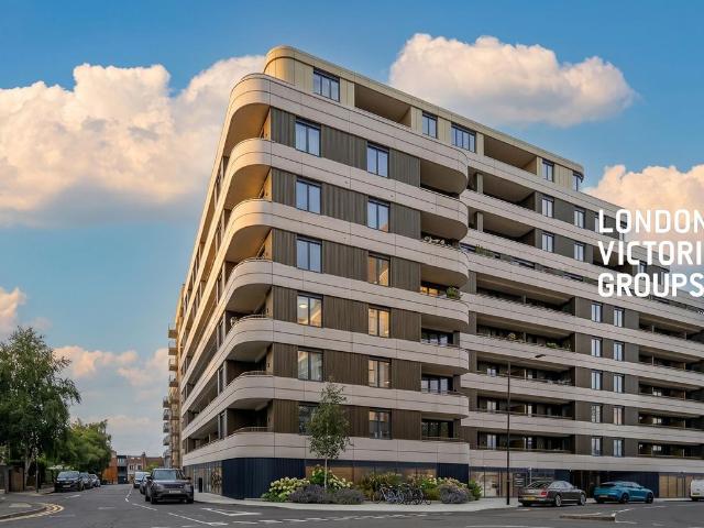 Apartment for rent in Sands End, Greater London