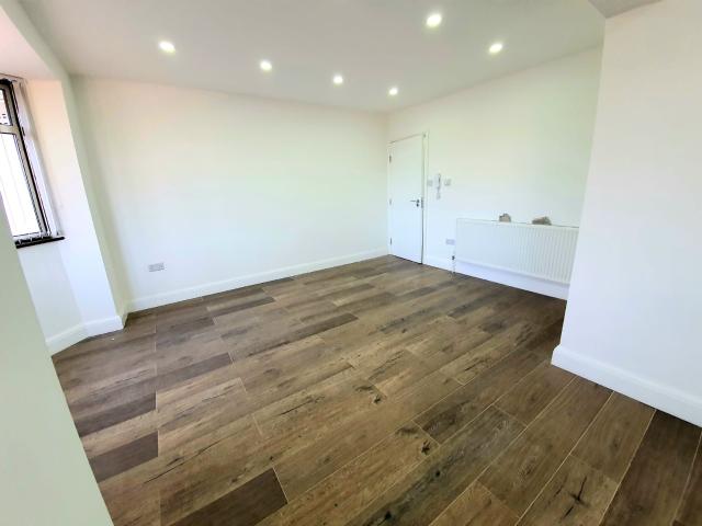 Apartment for rent in London Borough of Ealing, Greater London