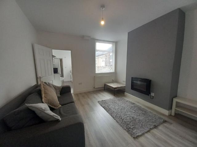 Apartment for rent in Stoke, Stoke-on-Trent