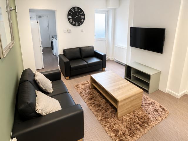 House for rent in Stoke, Stoke-on-Trent