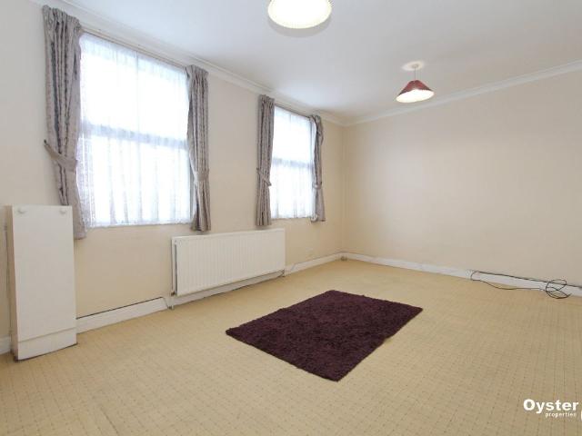Apartment for rent in The Hale, Mill Hill