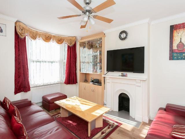 House for rent in Watford Heath, North Watford