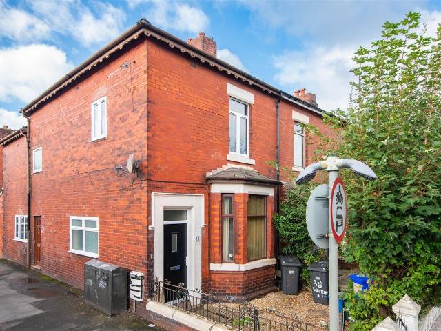 Apartment for rent in Tardy Gate, Firbank