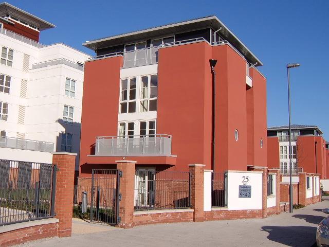 Apartment for rent in Bede Island, Old Wharf