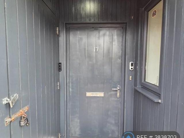 House for rent in London Borough of Barking and Dagenham, Greater London