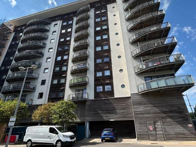 Apartment for rent in Cardiff International Sports Village, Cardiff
