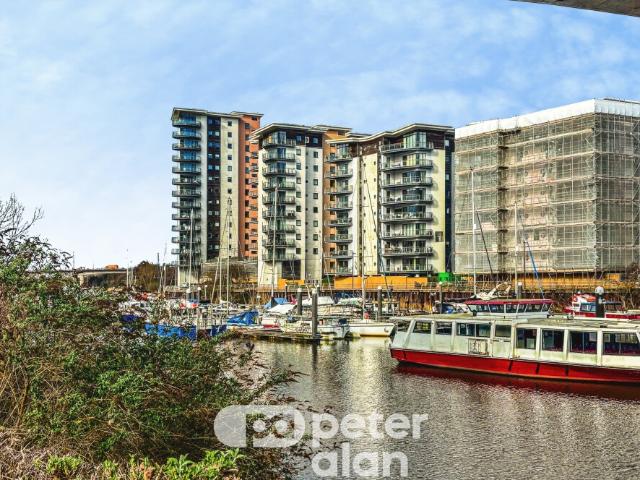 Apartment for rent in Cardiff International Sports Village, Cardiff